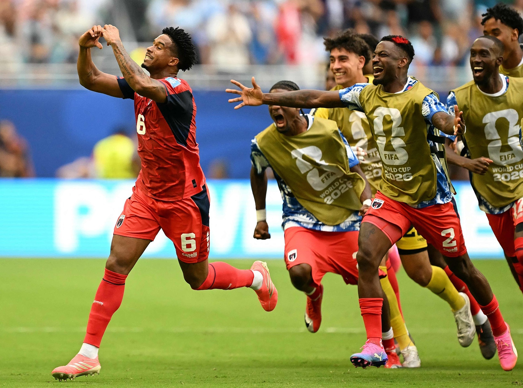 西班牙4-0沙特 亚马尔创纪录 比利时0-0伊朗两连平