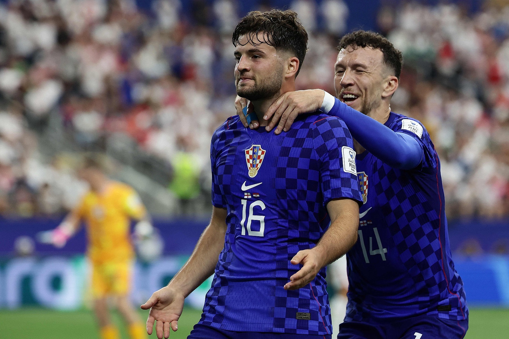 巴图里纳6/6过人平纪录 新世纪世界杯第四人