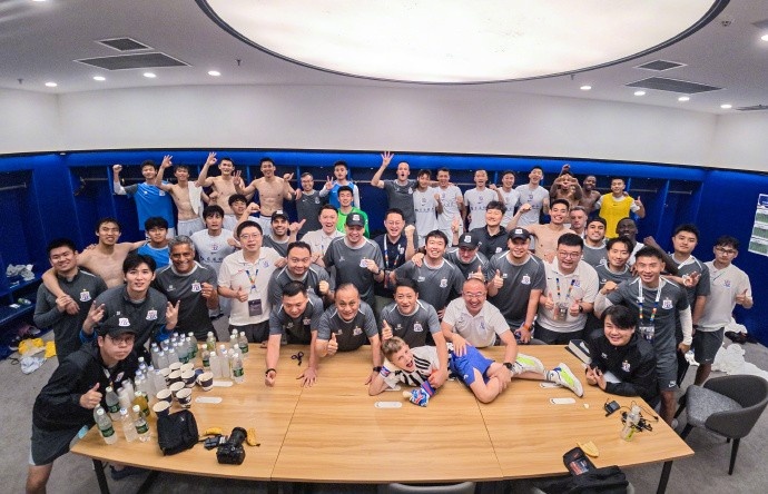 拉唐双响阿苏埃传射 申花客场4-1逆转大连英博
