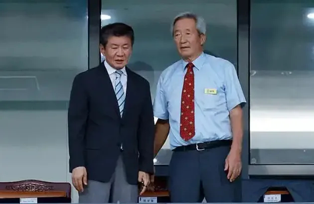 24年周期：韩国足坛派系斗争总清算，洪明甫从英雄变罪人