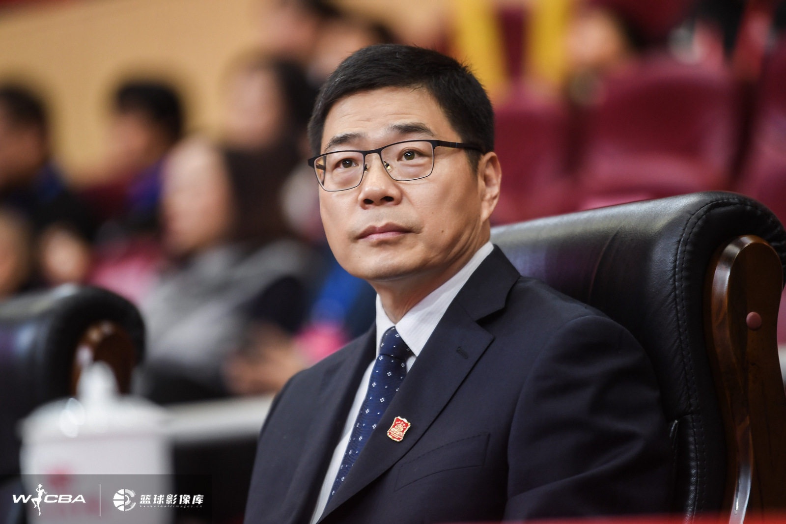 马健:中国男篮应把总结&批示公开给所有球迷 领导批示能体现认知 马健:中国男篮应把总结&批示公开给所有球迷 领导批示能体现认知